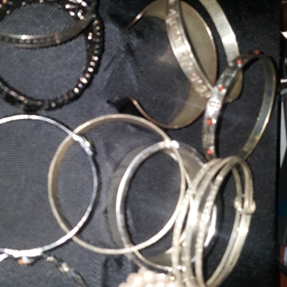 14 braclets - Picture 4 of 8